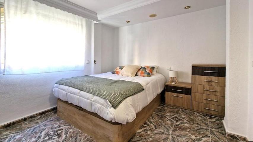 Habitación en alquiler en Málaga, Santa Cristina - San Rafael photo 0