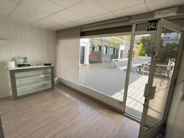 Local comercial en alquiler en Cáceres, Centro photo 0