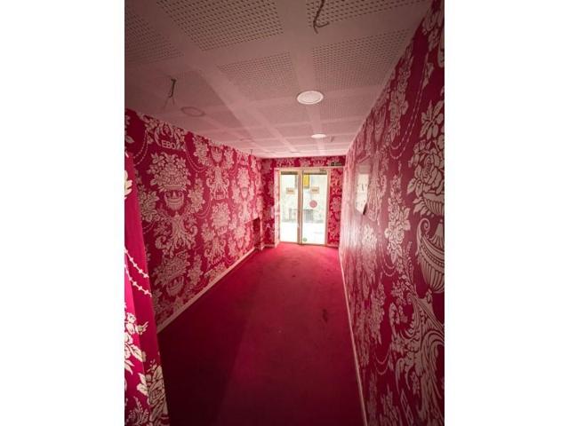 Local comercial en alquiler en Lleida photo 0