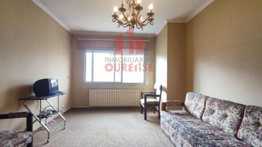 Piso en alquiler en Ourense, Veintiuno photo 0