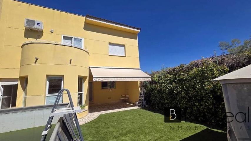 Habitación en alquiler en Villanueva de la Cañada, Calle Lope de Vega, 28691 photo 0