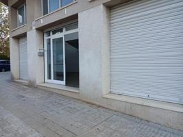 Local comercial en alquiler en Terrassa, Sant Pere Nord photo 0