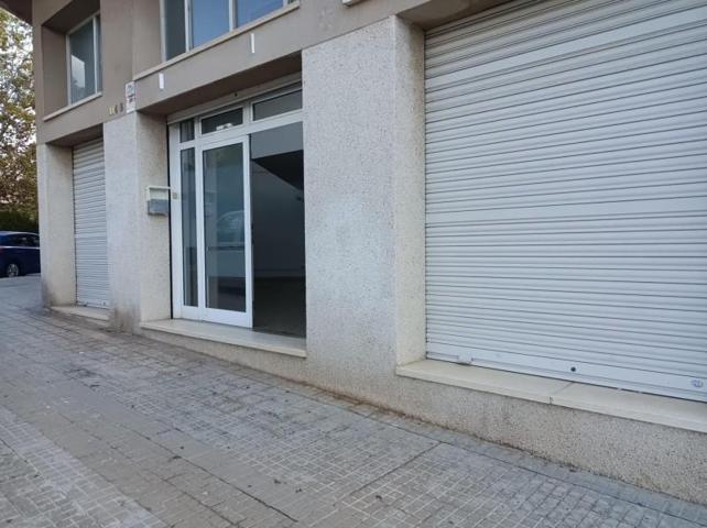 Local comercial en alquiler en Terrassa, Sant Pere Nord photo 0