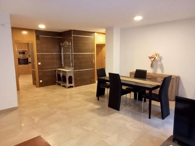 Apartamento en alquiler en Lorca, Avenida Juan Carlos I photo 0