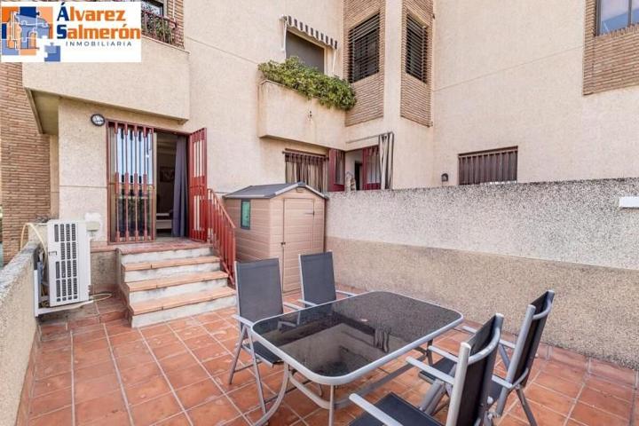 Apartamento en alquiler en Granada, Neptuno photo 0