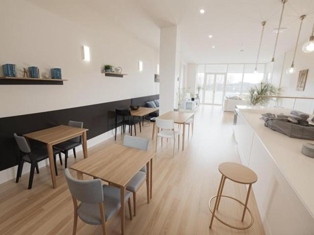 Local comercial en alquiler en Valencia, Benicalap photo 0