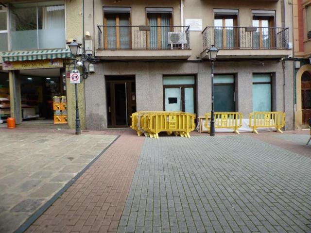 Local comercial en alquiler en Sallent, Centro photo 0