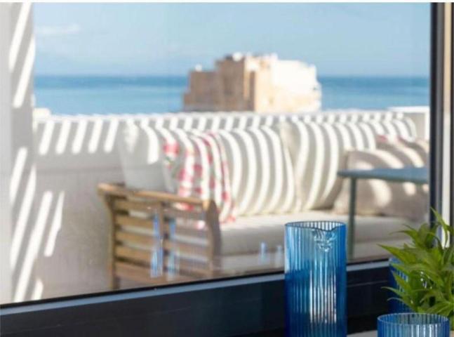 Estudio en alquiler en Fuengirola, Los Boliches photo 0