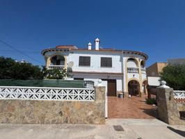 Apartamento en alquiler en Denia photo 0