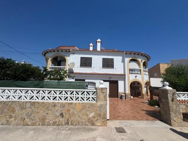 Apartamento en alquiler en Denia photo 0