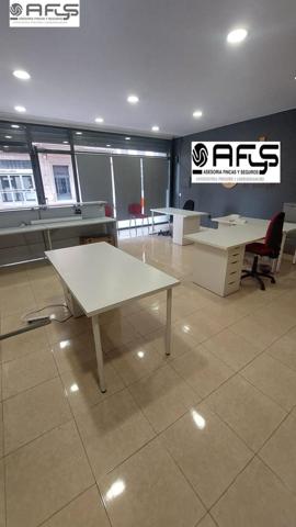 Local comercial en alquiler en Manresa, Carretera de Vic photo 0