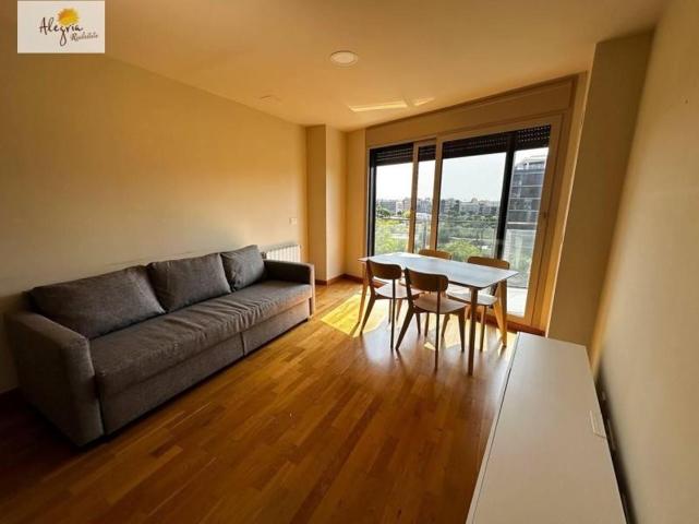 Apartamento en alquiler en Castellón de la Plana, Gran Vía photo 0