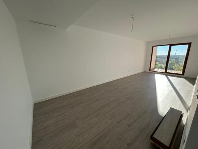 Piso en alquiler en La Pobla de Vallbona, Casco urbano photo 0