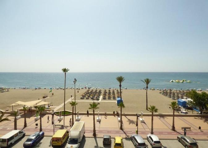 Piso en alquiler en Fuengirola, Los Boliches photo 0