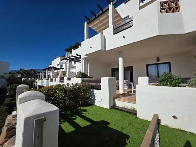 Piso en alquiler en Estepona, La Concha - Resina Golf photo 0