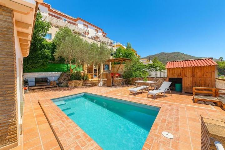 Chalet en alquiler en Benalmádena, Calle Biznaga, 29639 photo 0