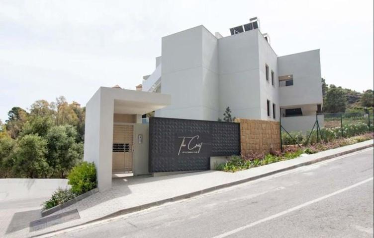 Piso en alquiler en Benahavís, Benahavis photo 0