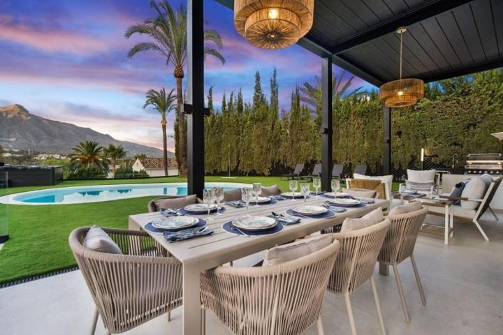 Chalet en alquiler en Marbella, Marbella photo 0