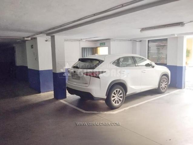 Garaje en venta en Alcalá de Guadaira, Alcala De Guadaira photo 0