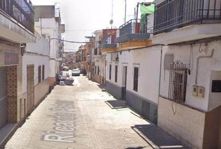 Piso en venta en Sevilla, La Plata photo 0