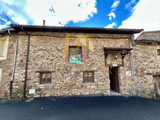 Casa en venta en Matallana de Torío photo 0
