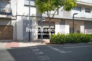 Local comercial en venta en Torrent, Carrer de València, 56, 46900 photo 0