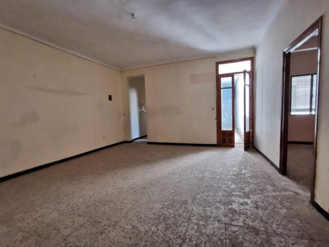 Piso en venta en Baena, Centro-Ensanche photo 0