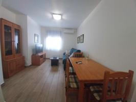 Apartamento en venta en Badajoz, San Roque photo 0