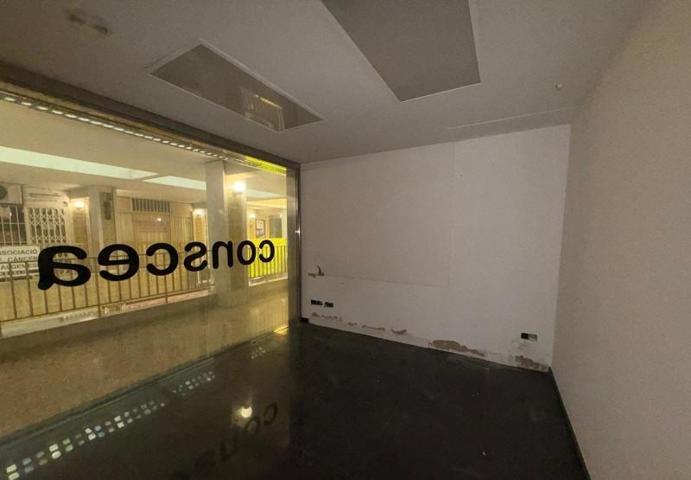 Local comercial en venta en Algemesí, Comunidad valenciana photo 0