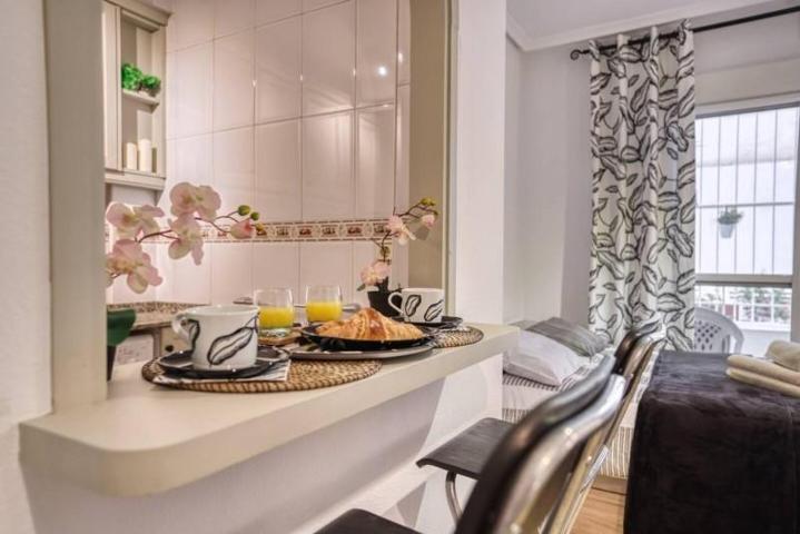 Estudio en venta en Torrevieja, Centro photo 0