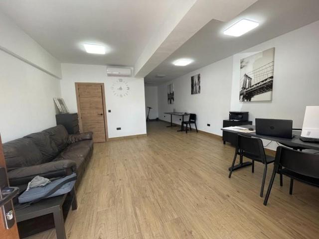 Local comercial en venta en Guardamar del Segura, Pueblo photo 0