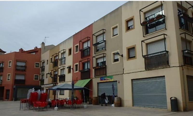 Piso en venta en Vinyols i els Arcs, Cataluna photo 0