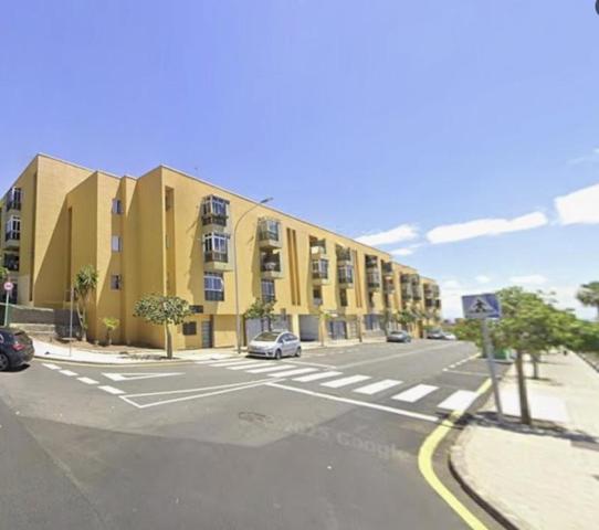 Piso en venta en Santa Cruz de Tenerife, Añaza photo 0