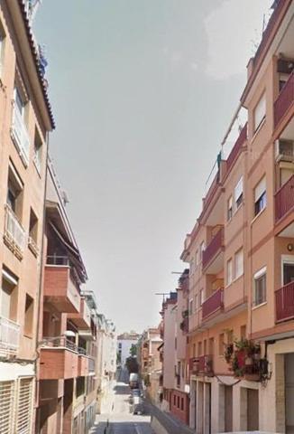 Local comercial en venta en Barcelona, Verdun photo 0