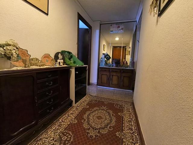 Piso en venta en Gandia, Corea photo 0