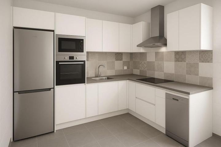 Piso en venta en Sagunto, Avda de Abril - 9 de Octubre photo 0