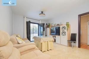 Apartamento en venta en Zubia, La Zubia photo 0