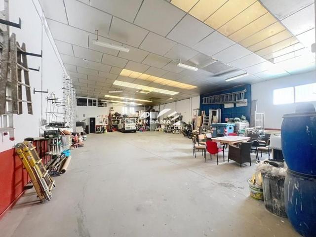 Nave industrial en venta en Lucena, Calle la Viñuela, 14900 photo 0