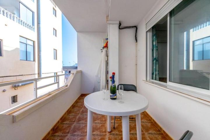 Apartamento en venta en Torrevieja, La Mata photo 0