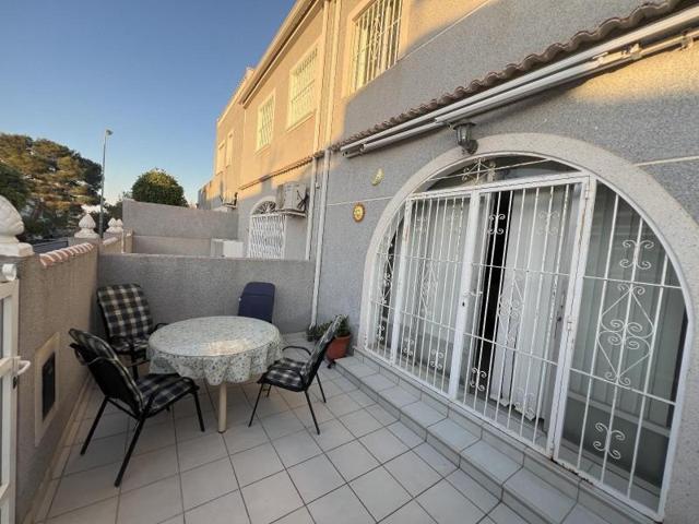 Adosada en venta en Torrevieja, La Siesta - El Salado - Torreta photo 0