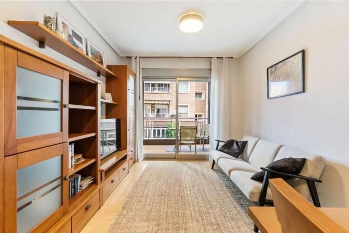 Apartamento en venta en Torrevieja, Torrevieja photo 0