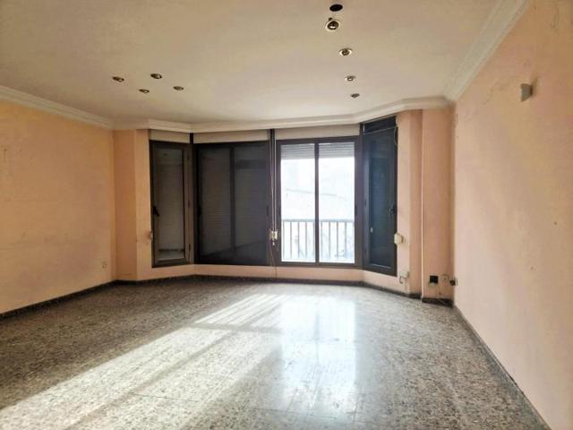 Casa en venta en Burriana, CENTRO photo 0