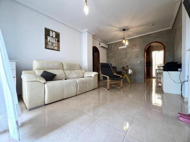 Apartamento en venta en Orihuela Costa, Montezenia photo 0