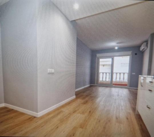 Apartamento en venta en Torrevieja, La Mata photo 0