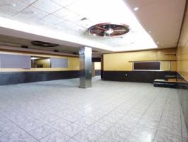 Local comercial en venta en Manresa, Carretera Cardona photo 0