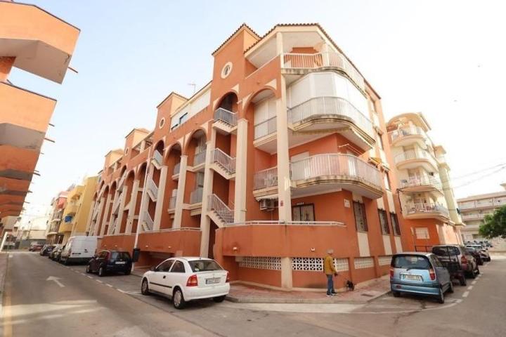 Apartamento en venta en Torrevieja photo 0