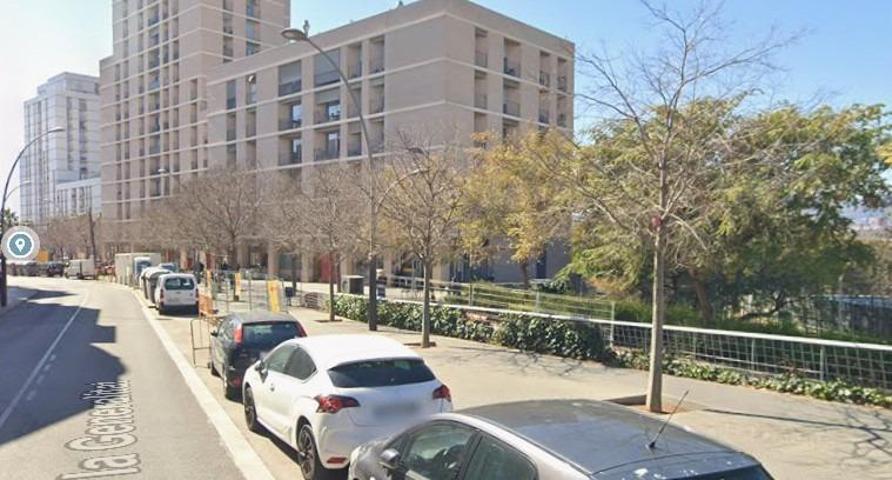 Piso en venta en Santa Coloma de Gramenet, El Raval photo 0