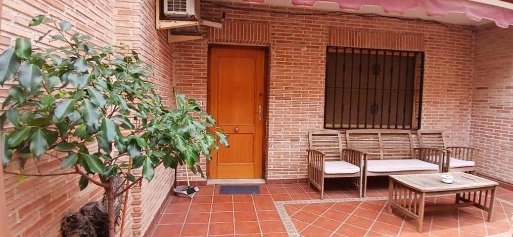 Bungalow en venta en Torrevieja, Centro photo 0