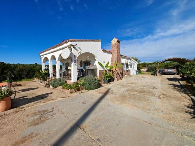 Chalet en venta en Godelleta, Comunidad valenciana photo 0