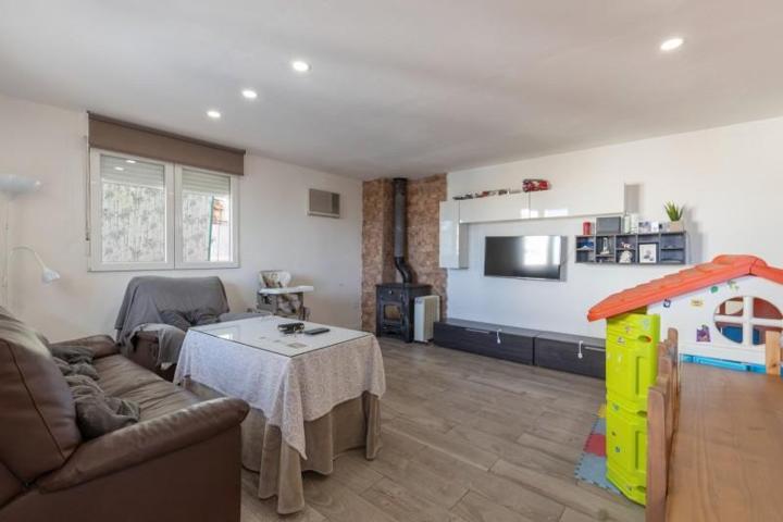 Piso en venta en Monachil, Barrio de monachil photo 0